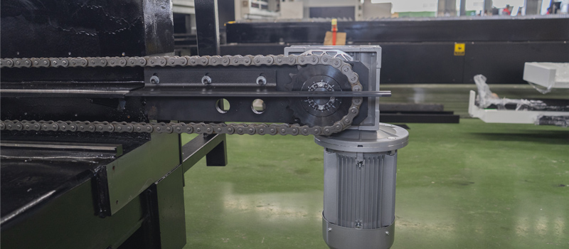 單平臺板管一體激光切割機(jī)-系統(tǒng)與傳動強(qiáng)強(qiáng)聯(lián)合 單平臺板管一體激光切割機(jī)-系統(tǒng)與傳動強(qiáng)強(qiáng)聯(lián)合