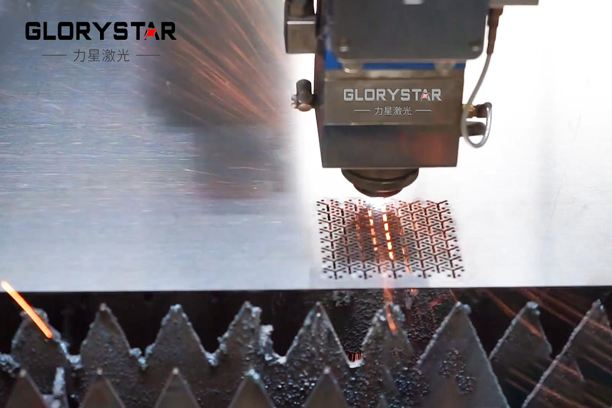 激光切割機(jī)在廣告行業(yè)的應(yīng)用解決方案 激光切割機(jī)在廣告行業(yè)的應(yīng)用解決方案