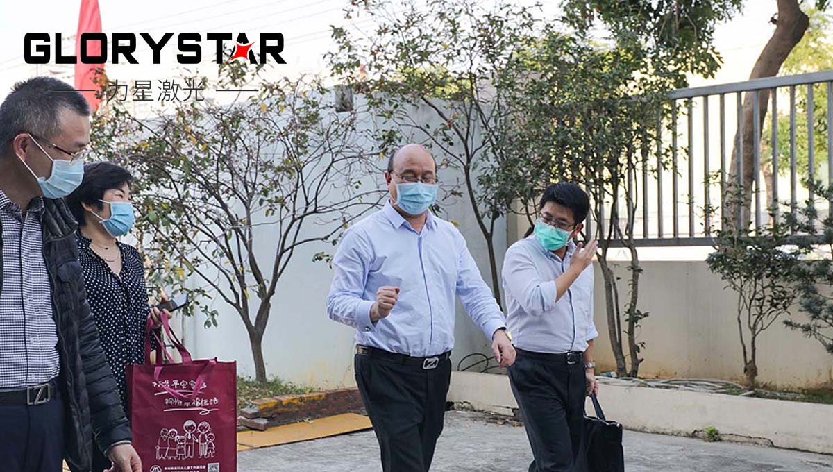 戰(zhàn)疫快報|東城街道黨委書記劉林宏等領(lǐng)導(dǎo)蒞臨力星激光