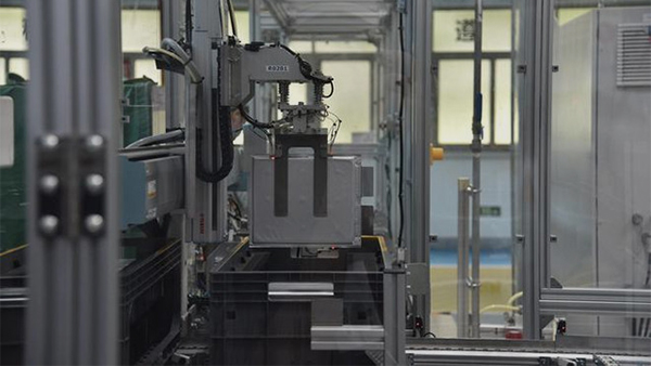 模組自動(dòng)化生產(chǎn)線-自動(dòng)化程度高 模組自動(dòng)化生產(chǎn)線-自動(dòng)化程度高