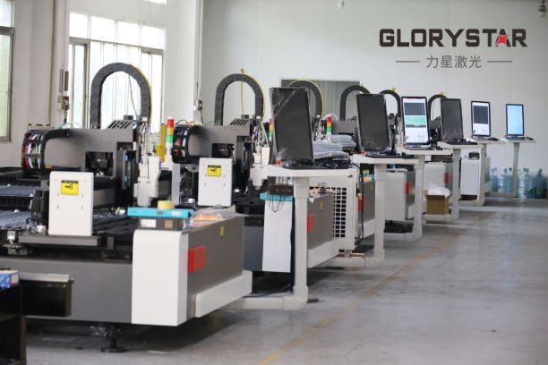 激光切割機(jī)鏡片出現(xiàn)油水怎么辦?看完你就學(xué)會(huì) 激光切割機(jī)鏡片出現(xiàn)油水怎么辦?看完你就學(xué)會(huì)