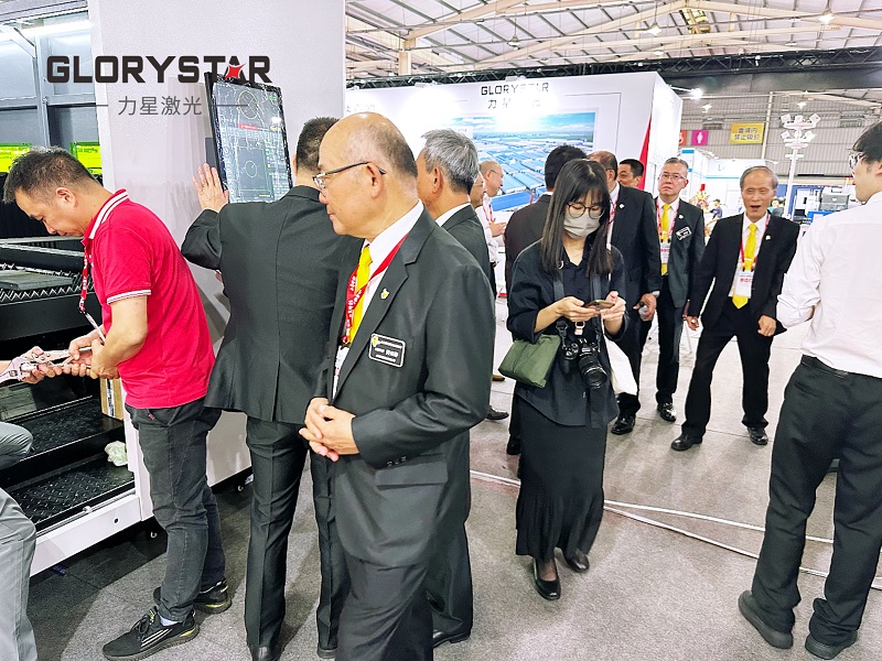 力星激光全國巡展〔臺灣站〕如火如荼！40000瓦超高功率獨領風騷！