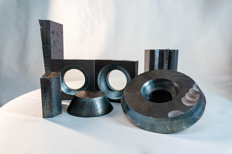 大幅面單平臺板材切割機,大型工件一刀成型 大幅面單平臺板材切割機,大型工件一刀成型