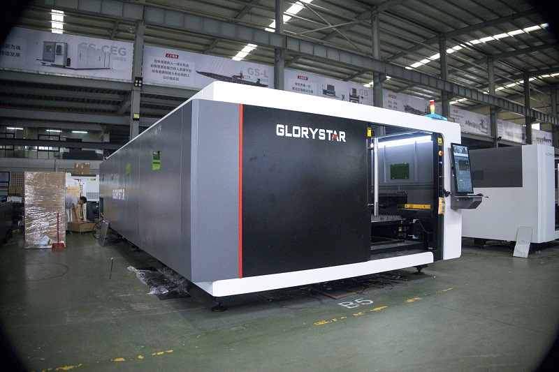 激光切割機3.jpg 激光切割機3.jpg