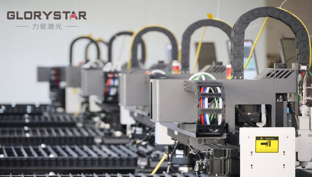 激光切割機鏡片出現(xiàn)油水怎么辦？看完你就學(xué)會